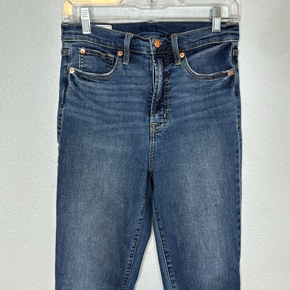 Gap Women's True Skinny High Rise Jeans Size 28 - Picture 3 of 6